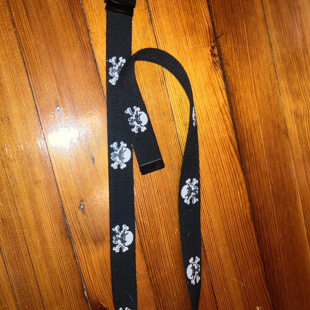 Grunge Skeleton Belt